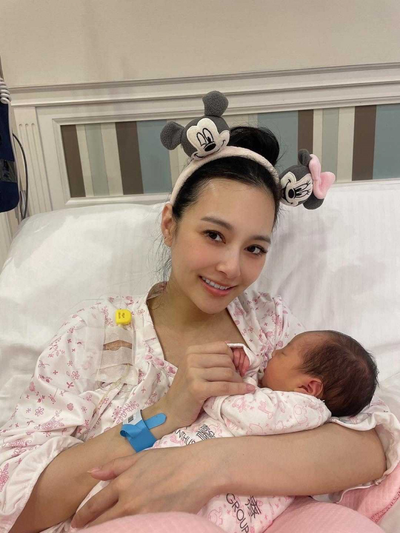 王思佳八月產下女兒「小王美」。（圖／摘自王思佳臉書）